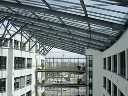 Korrosionsschutz-Dickschichtbeschichtung der Dachkonstruktion und der Brückenkonstruktion
